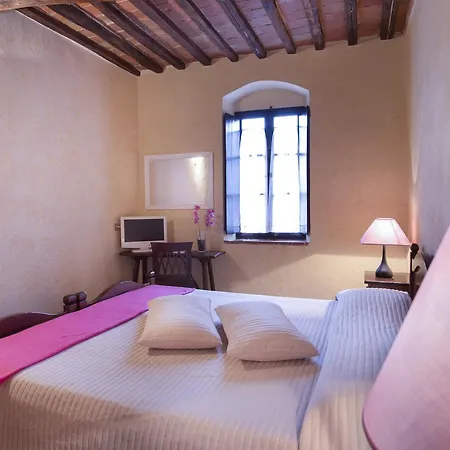 La Signoria 1212 Bed & Breakfast Monteriggioni